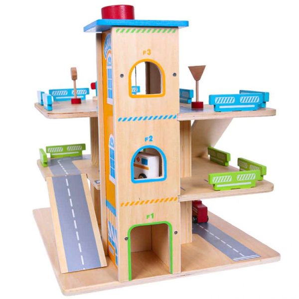 Wooden Garage Track with Elevator - Image 3
